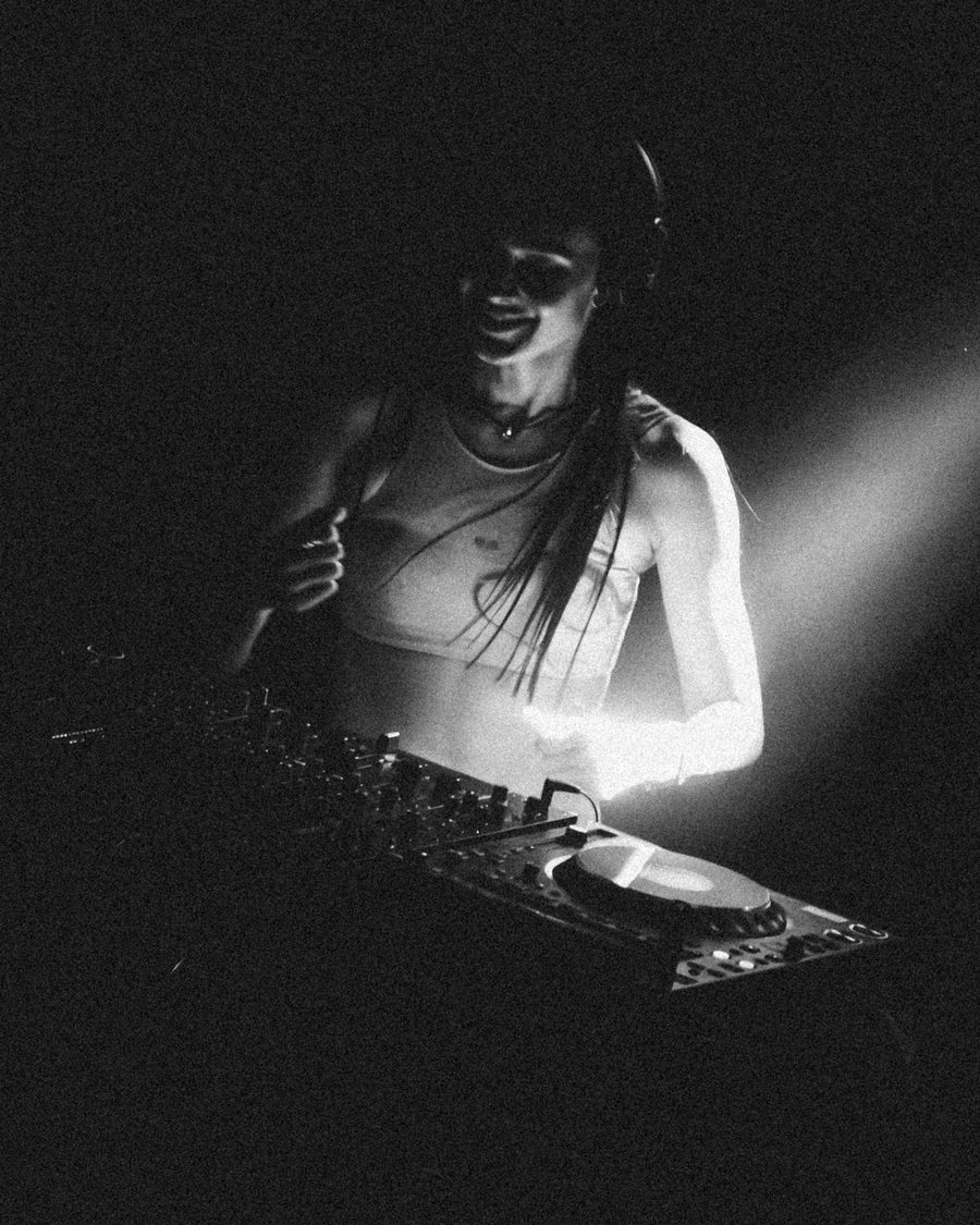 Grain and Glow Mono, Dublin — electronic photography by Zoltan Szabo