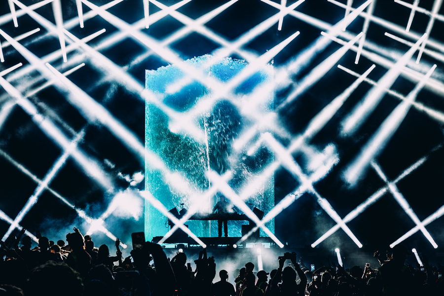 Beam Grid, Dublin — stage photography by Zoltan Szabo